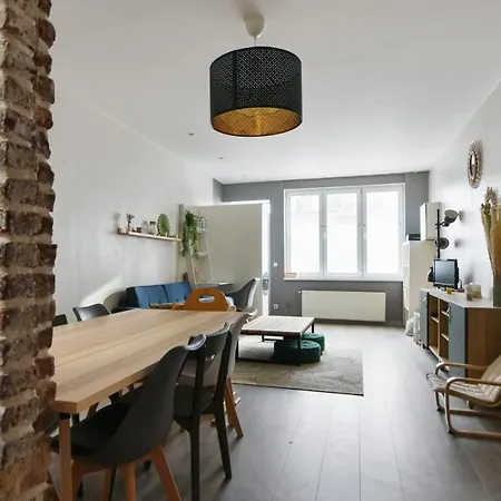 Charming House Typical From Lille Area In Marcq-en-baroeul - Welkeys Vakantiehuis